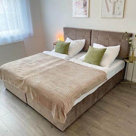 Stilvolles Apartment Mit Einzigartigem Charme ราดอล์ฟเซลล์ อัม โบเดนซี ภายนอก รูปภาพ