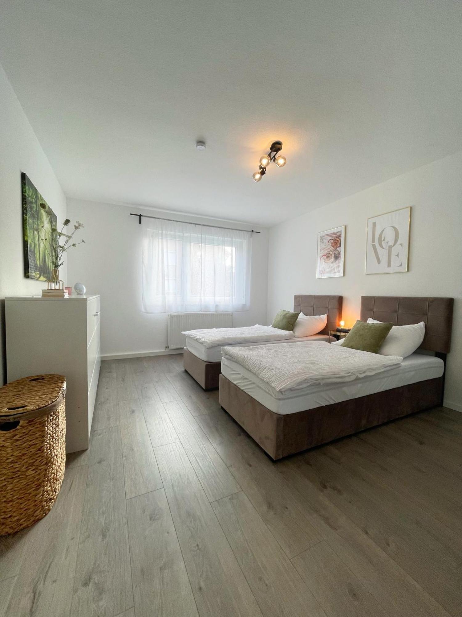 Stilvolles Apartment Mit Einzigartigem Charme ราดอล์ฟเซลล์ อัม โบเดนซี ภายนอก รูปภาพ