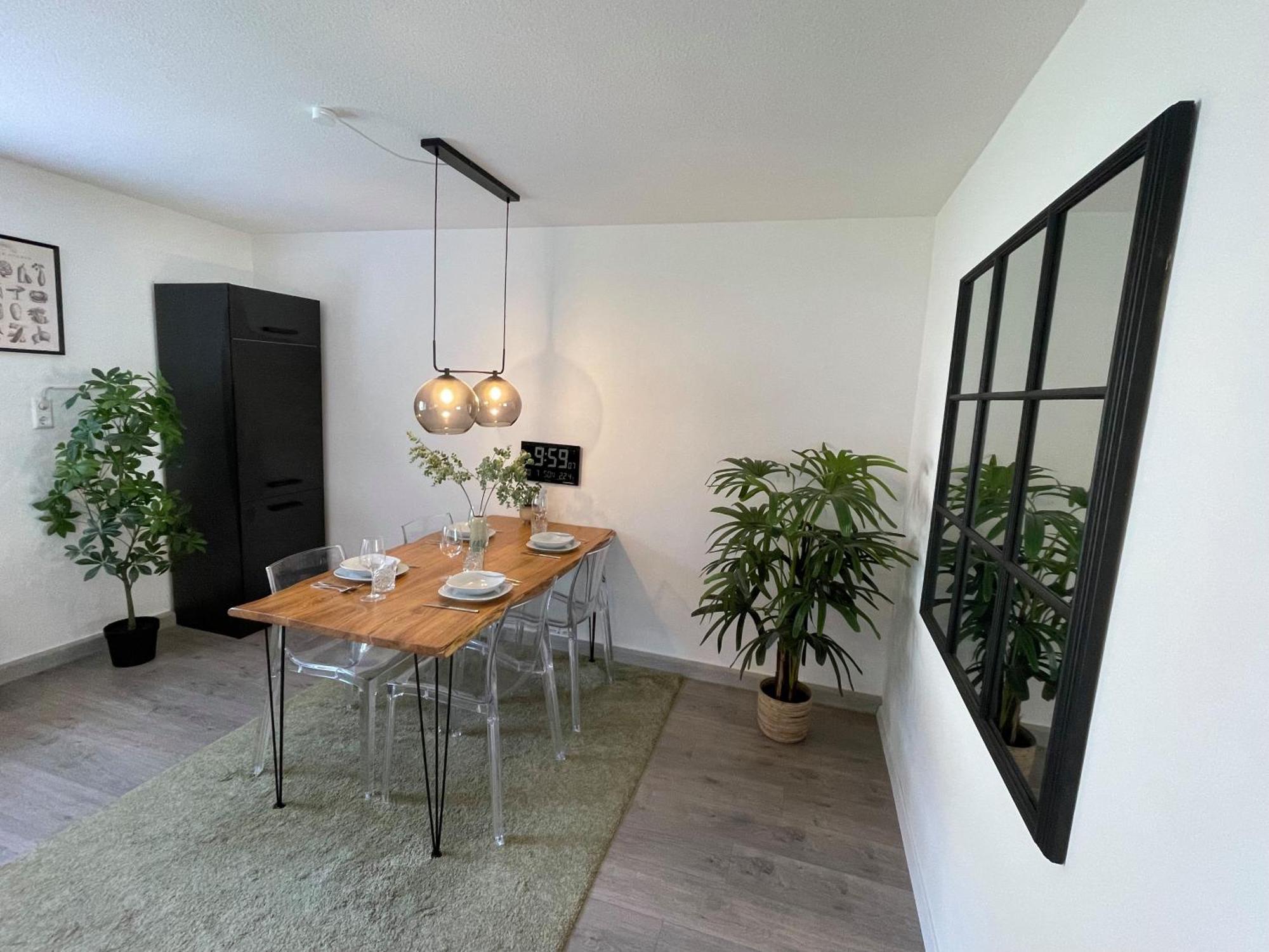 Stilvolles Apartment Mit Einzigartigem Charme ราดอล์ฟเซลล์ อัม โบเดนซี ภายนอก รูปภาพ
