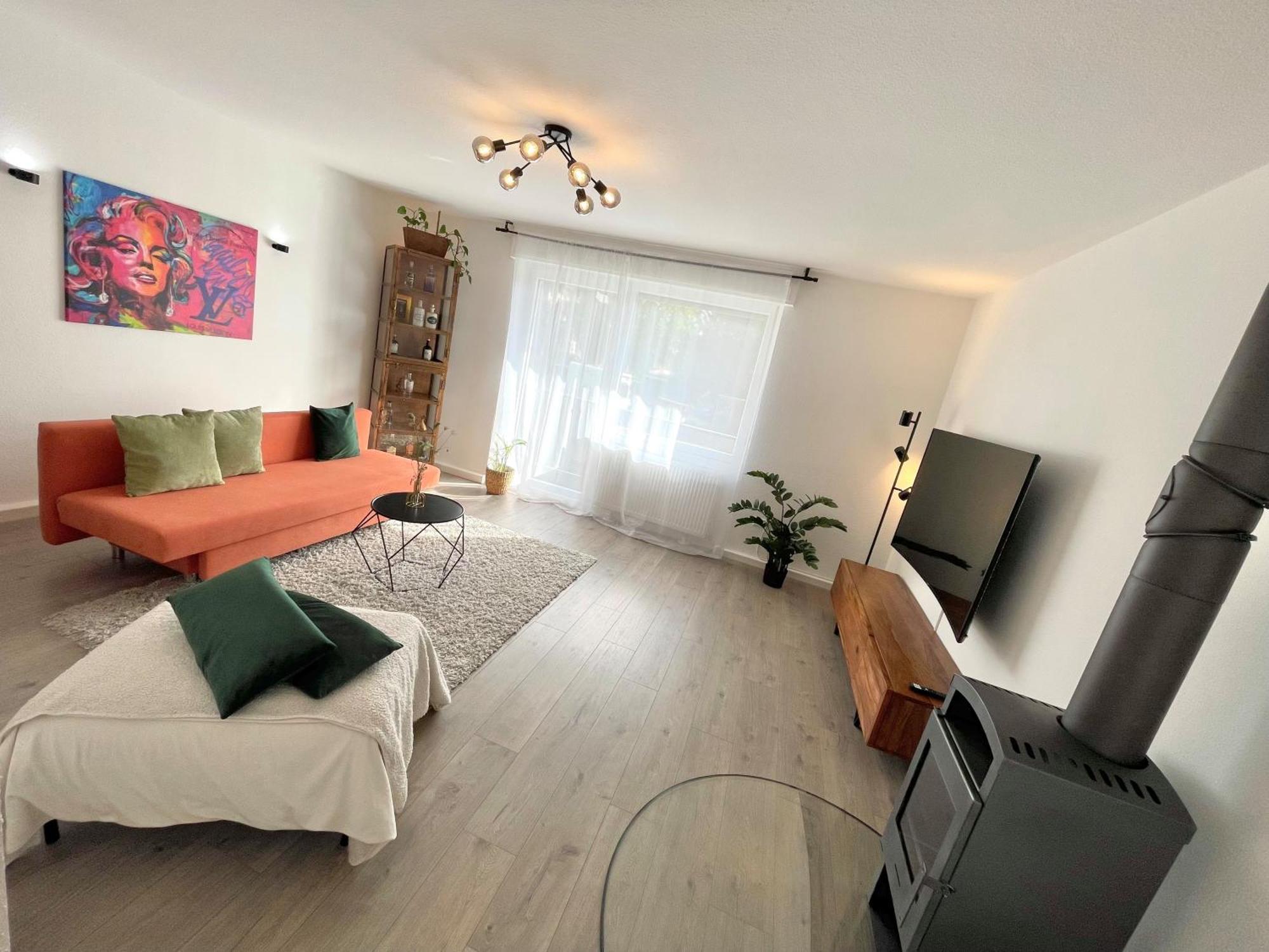 Stilvolles Apartment Mit Einzigartigem Charme ราดอล์ฟเซลล์ อัม โบเดนซี ภายนอก รูปภาพ
